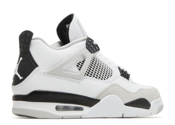 Air Jordan 4 Retro "Military Black" - Image 3