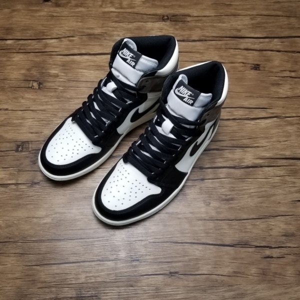 Air Jordan 1 High OG "Dark Mocha" - Image 4