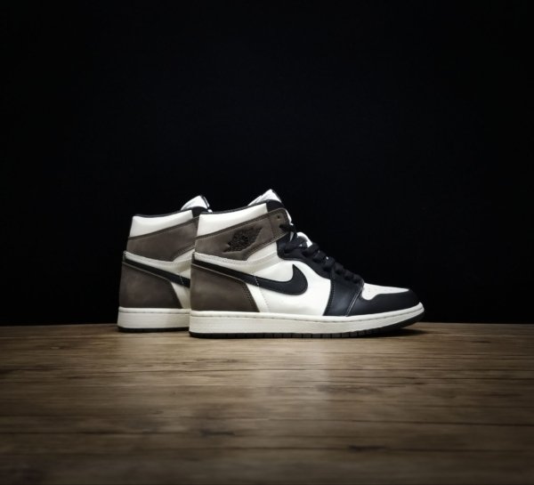 Air Jordan 1 High OG "Dark Mocha" - Image 5