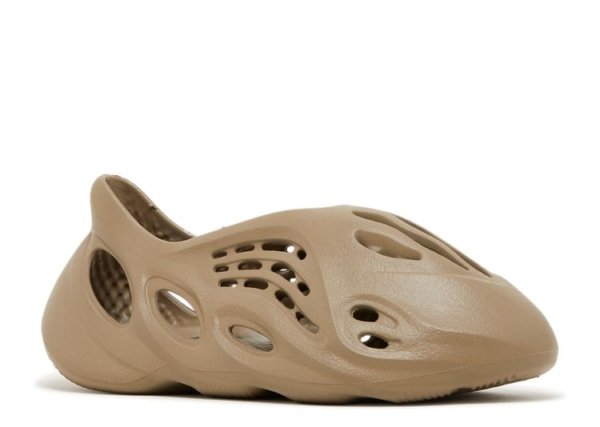 Yeezy Foam Runner Stone Taupe - Image 3