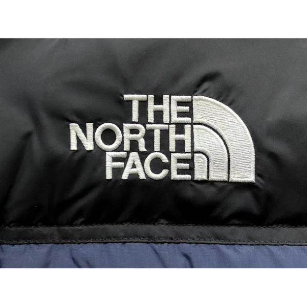 THE NORTH FACE '1996 RETRO NUPTSE' Black/Dark Blue - Image 4