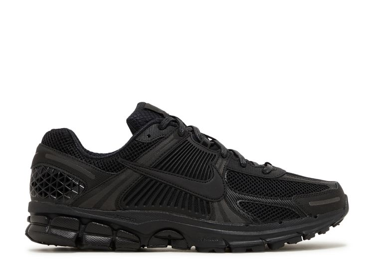 Nike Zoom Vomero 5 Triple Black
