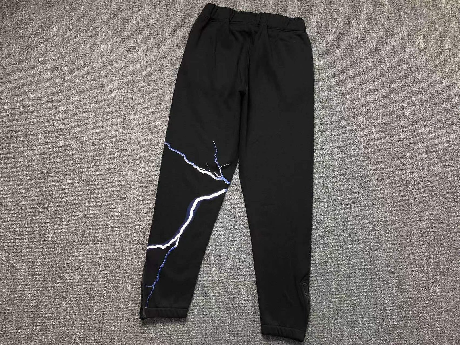 Trapstar Chenille Decoded Tracksuit Lightning - Image 10