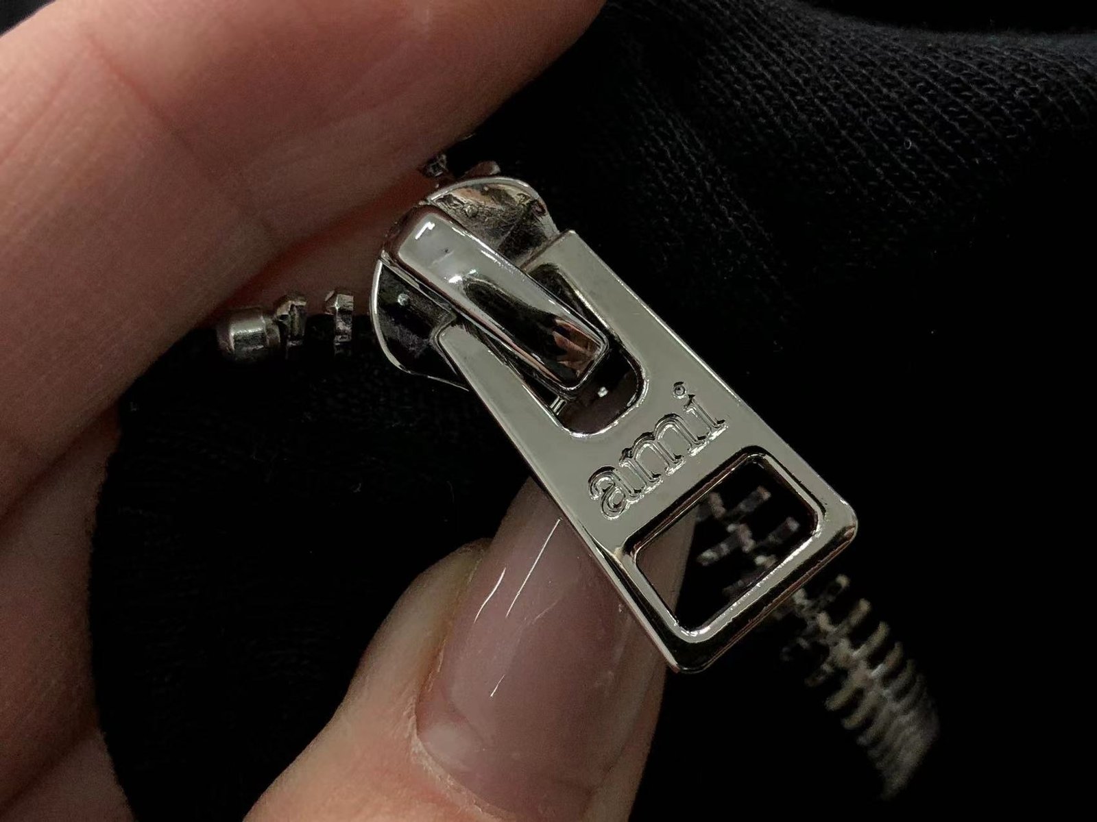 Ami Red Heart Zip Up Hoodie White - Image 11