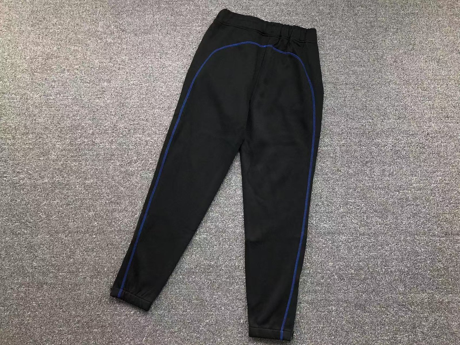 Trapstar Irongate Chenille Arch Tracksuit Red - Image 11