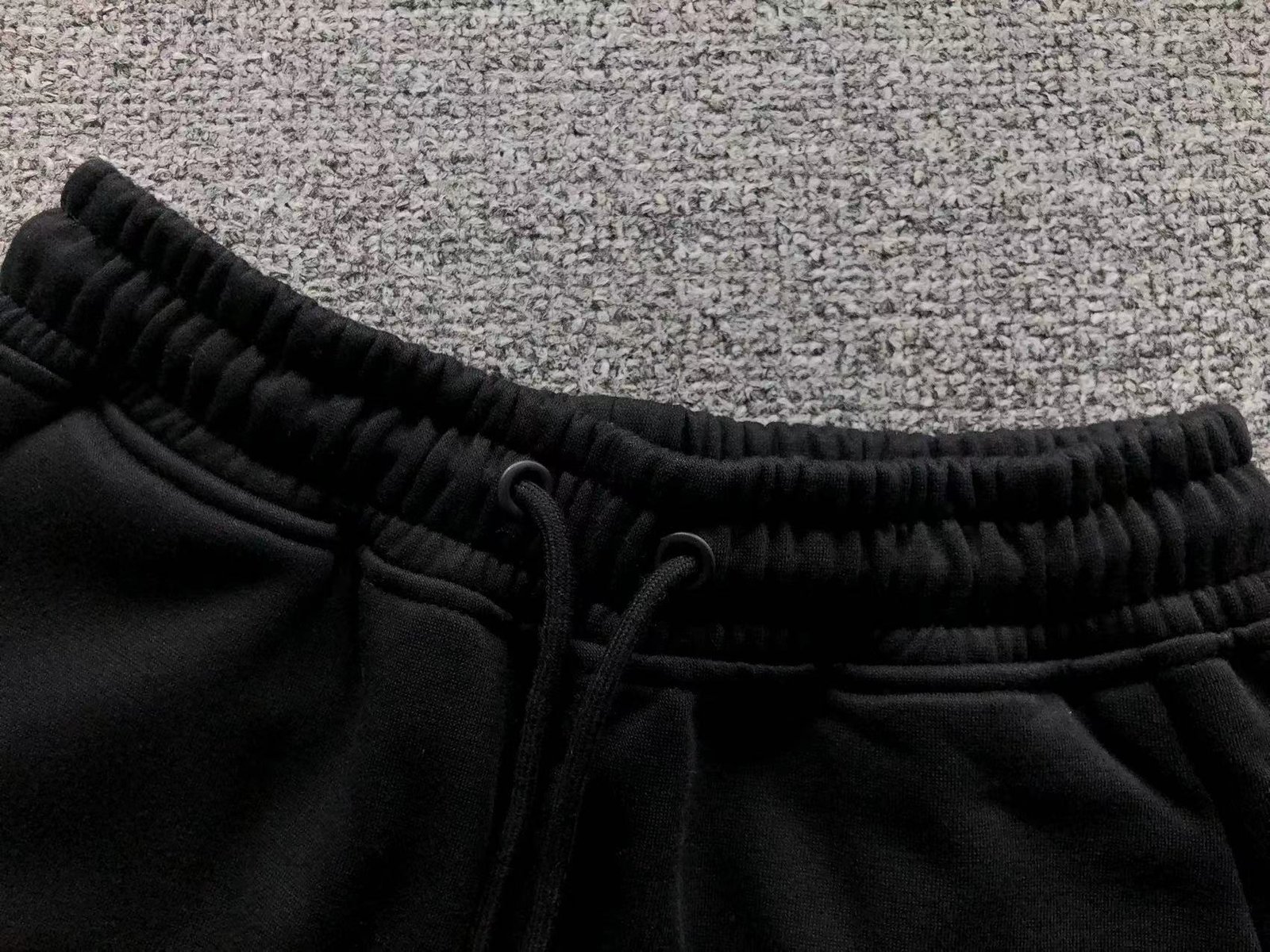 Trapstar Gradient Logo Tracksuit Black - Image 12