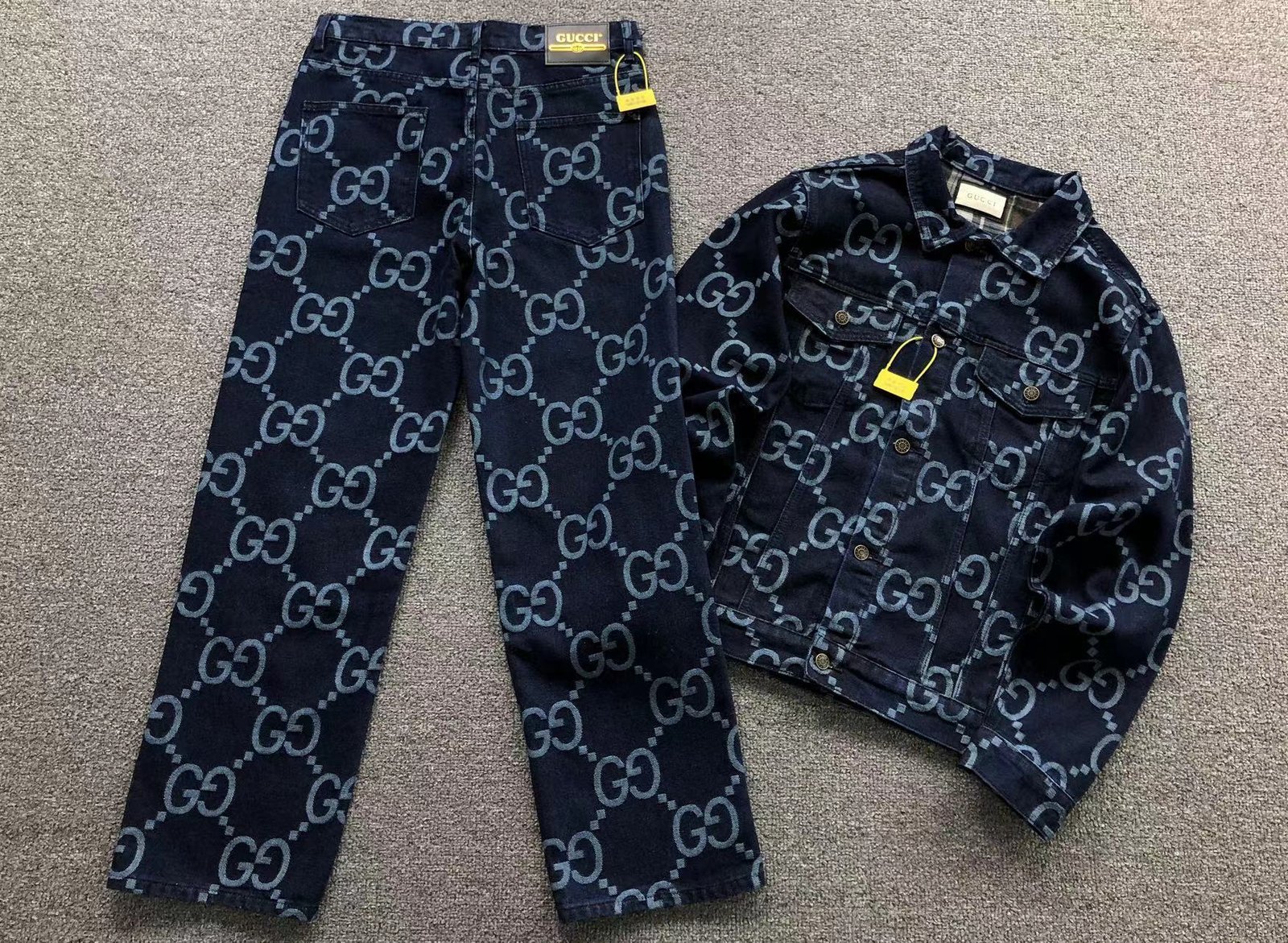 Gucci Denim Logo Set - Image 2