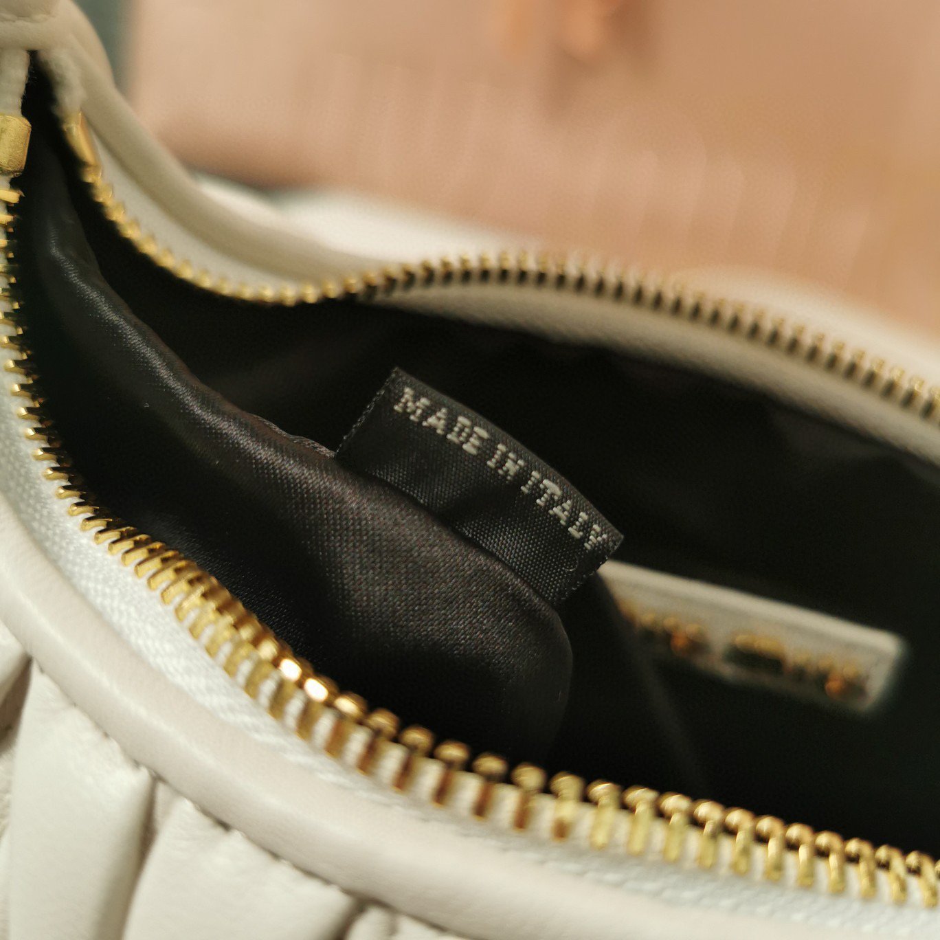 Miu Miu Bag White - Image 3