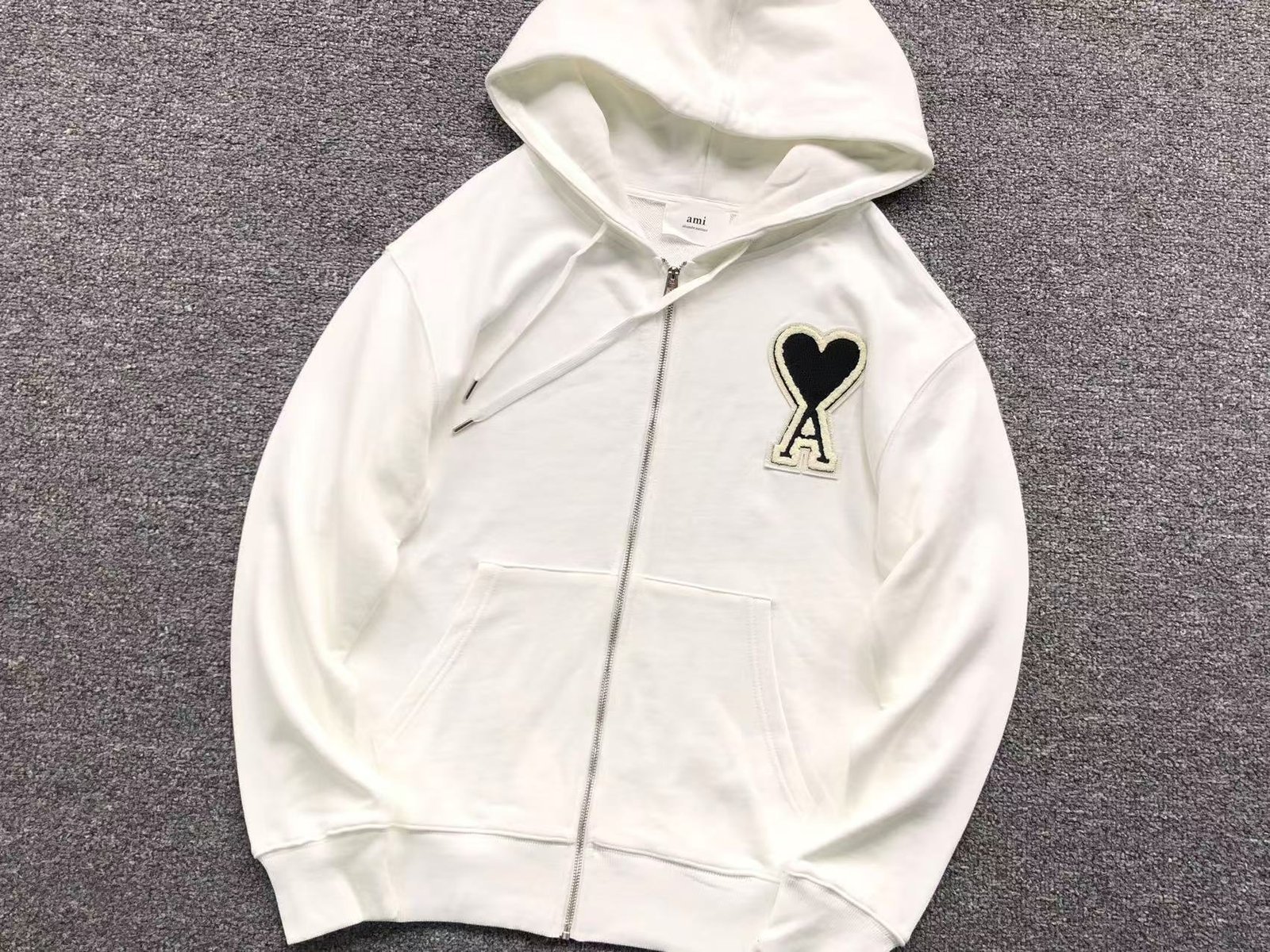 Ami Big Black Heart Zip Up Hoodie White - Image 3