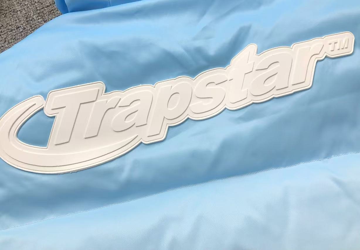 Trapstar Puffer Jacket Blue Gradient - Image 3