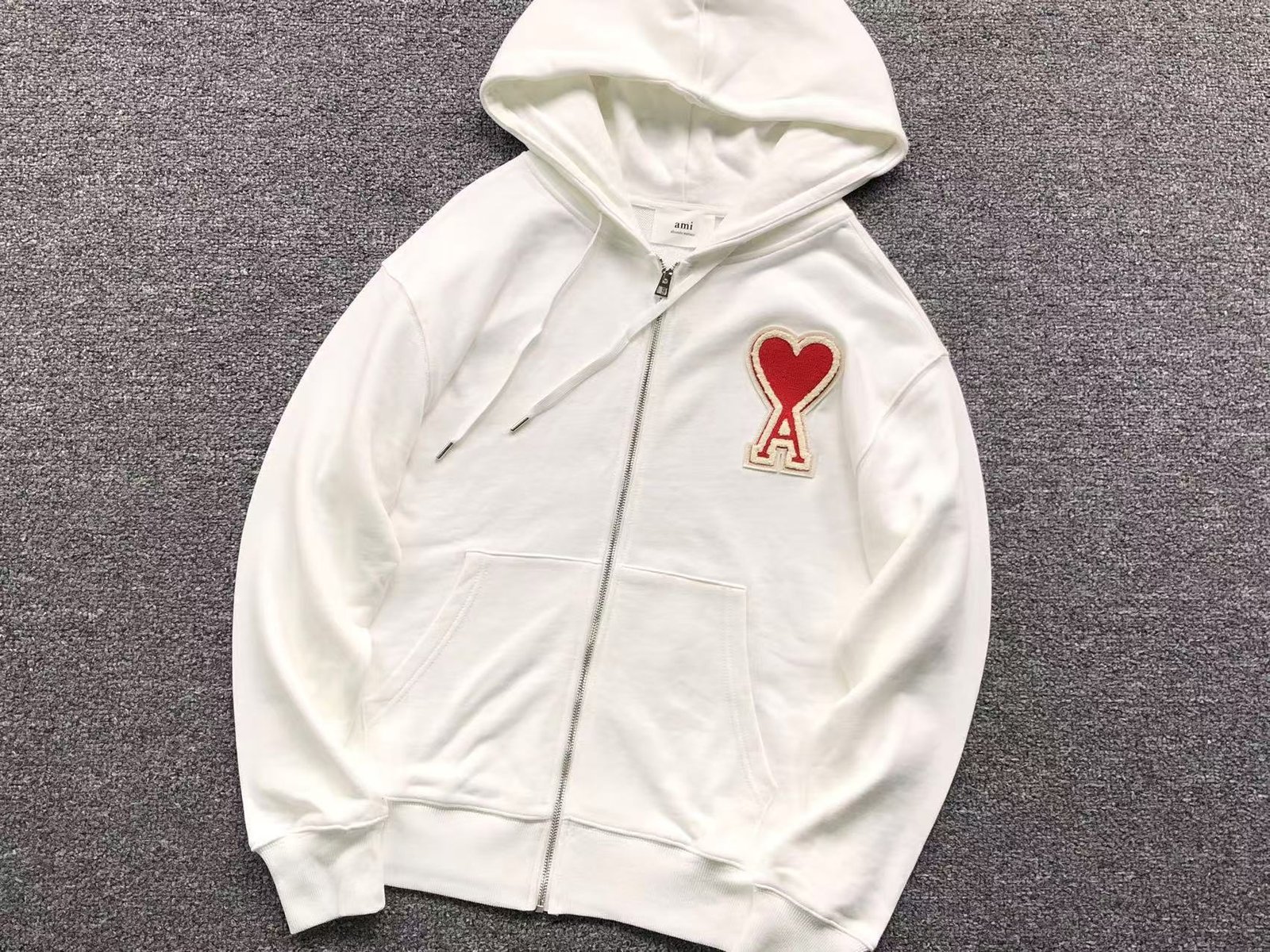 Ami Big Red Heart Zip Up Hoodie White - Image 3