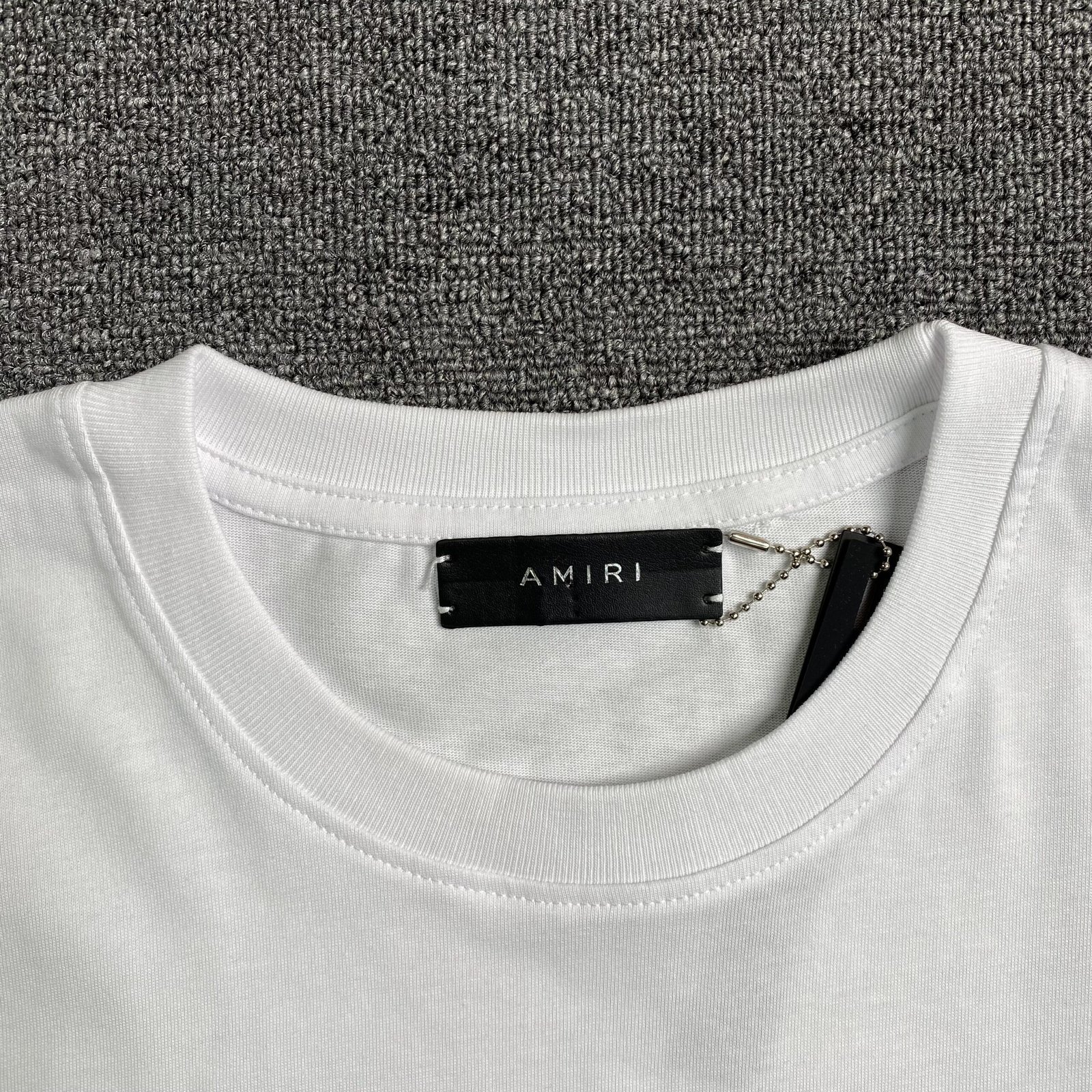 Amiri Rabbit Logo Tshirt White - Image 4