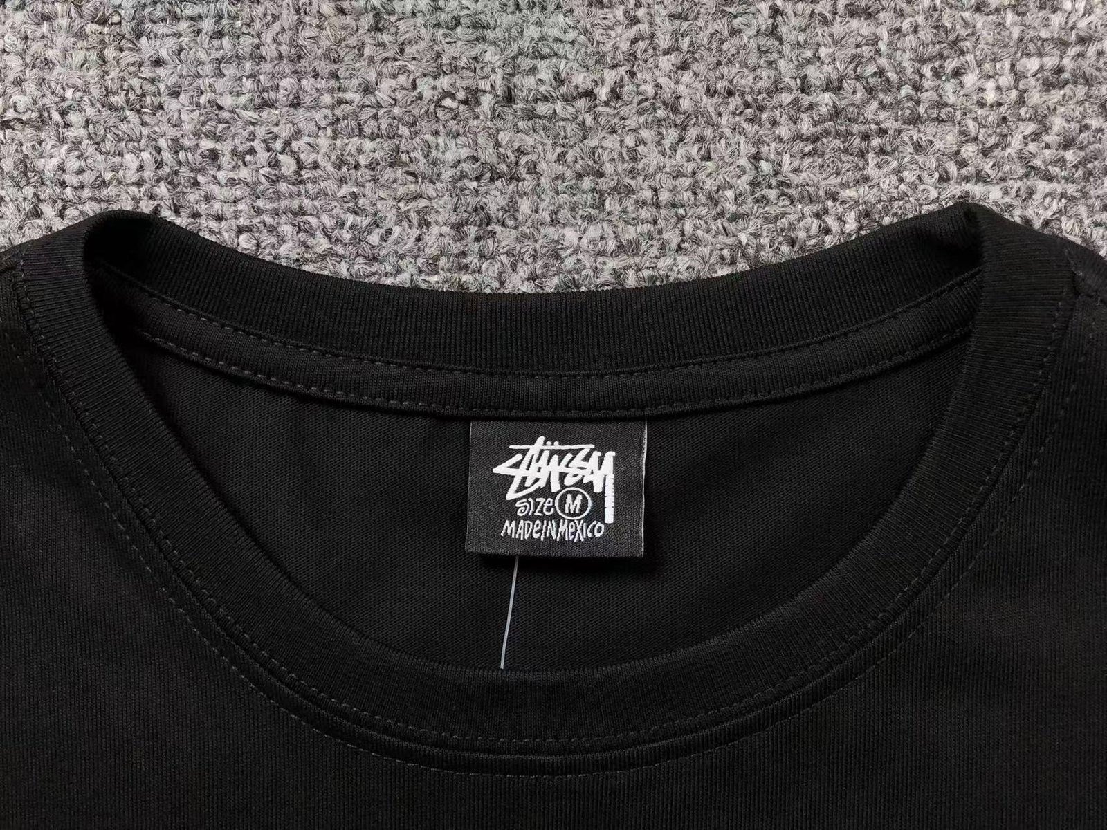 Stussy Venus Graphic Tshirt Black - Image 4