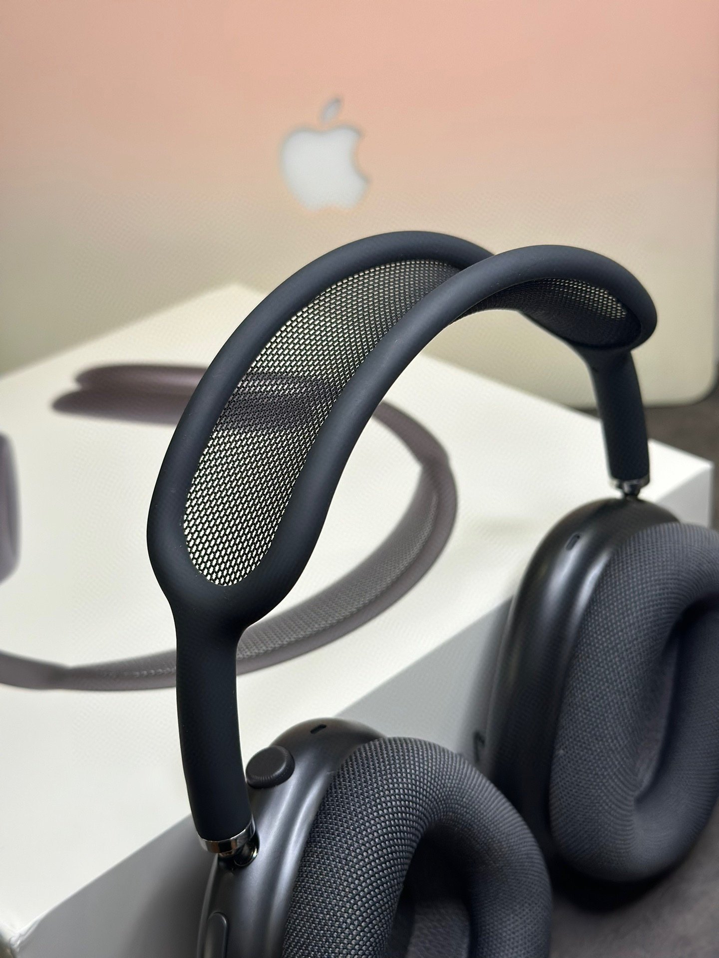 AirPods Max Black - Image 4