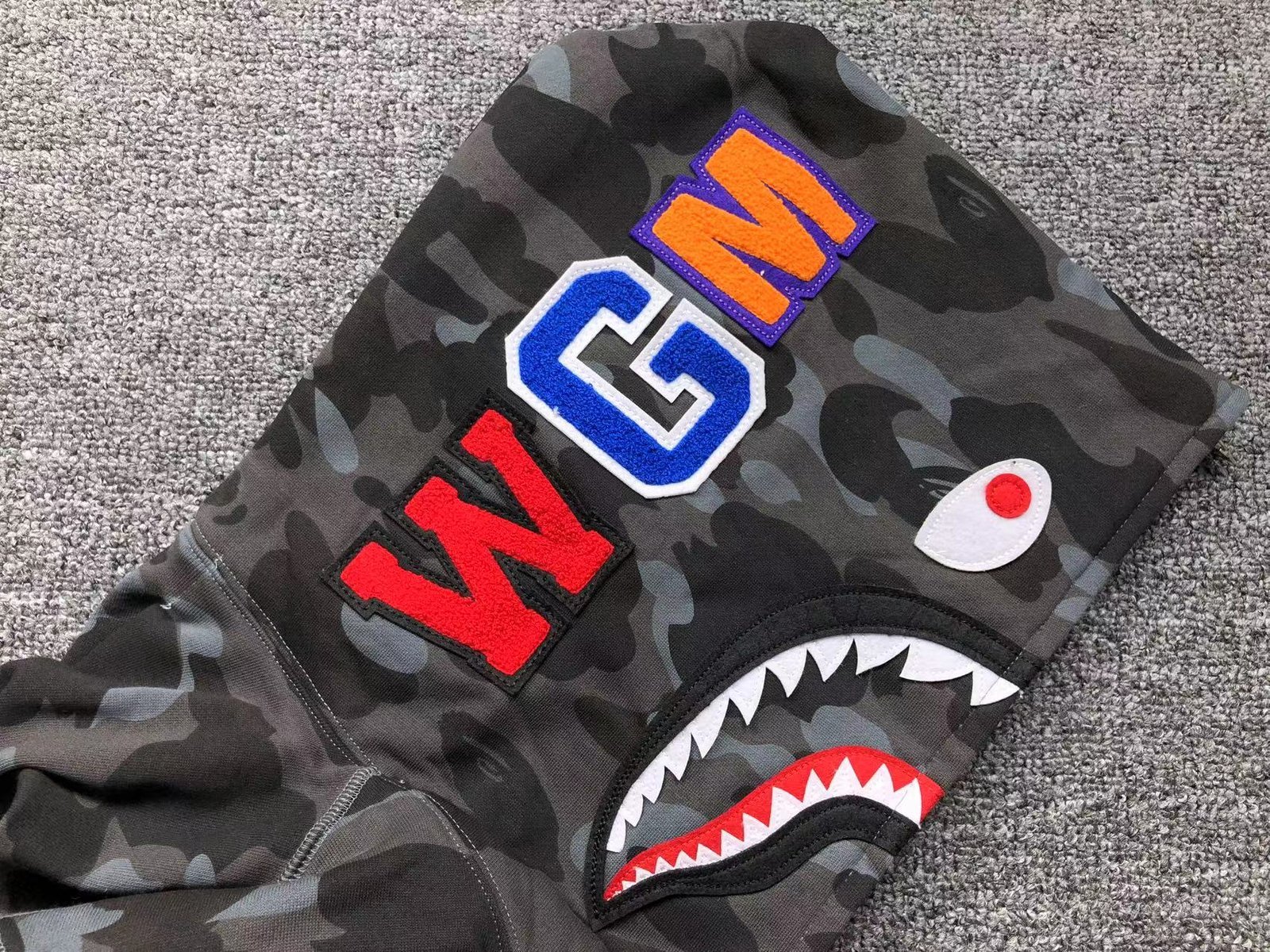 Bape Camo Hoodie Grey - Image 5