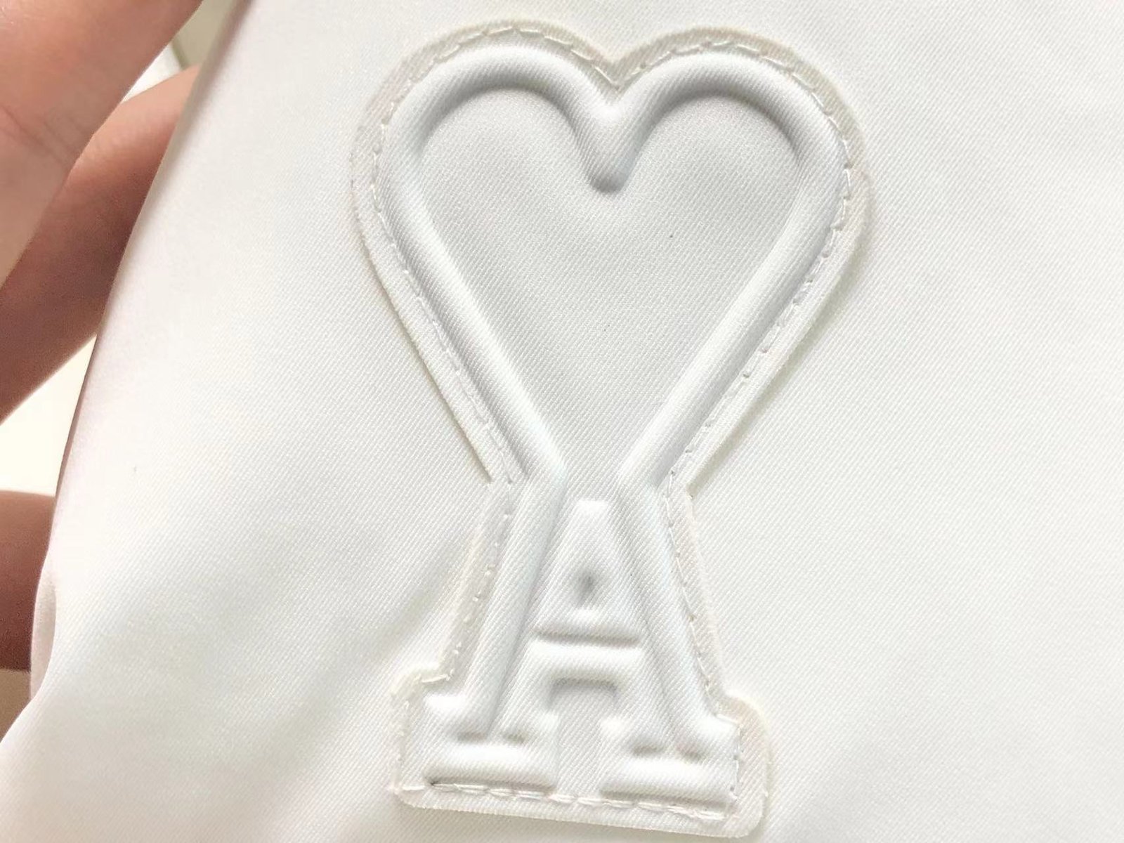 Ami Logo Puffer Jacket White - Image 5