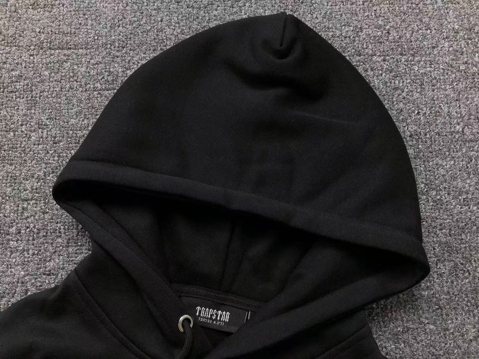 Trapstar Irongate Tracksuit Blackout - Image 6