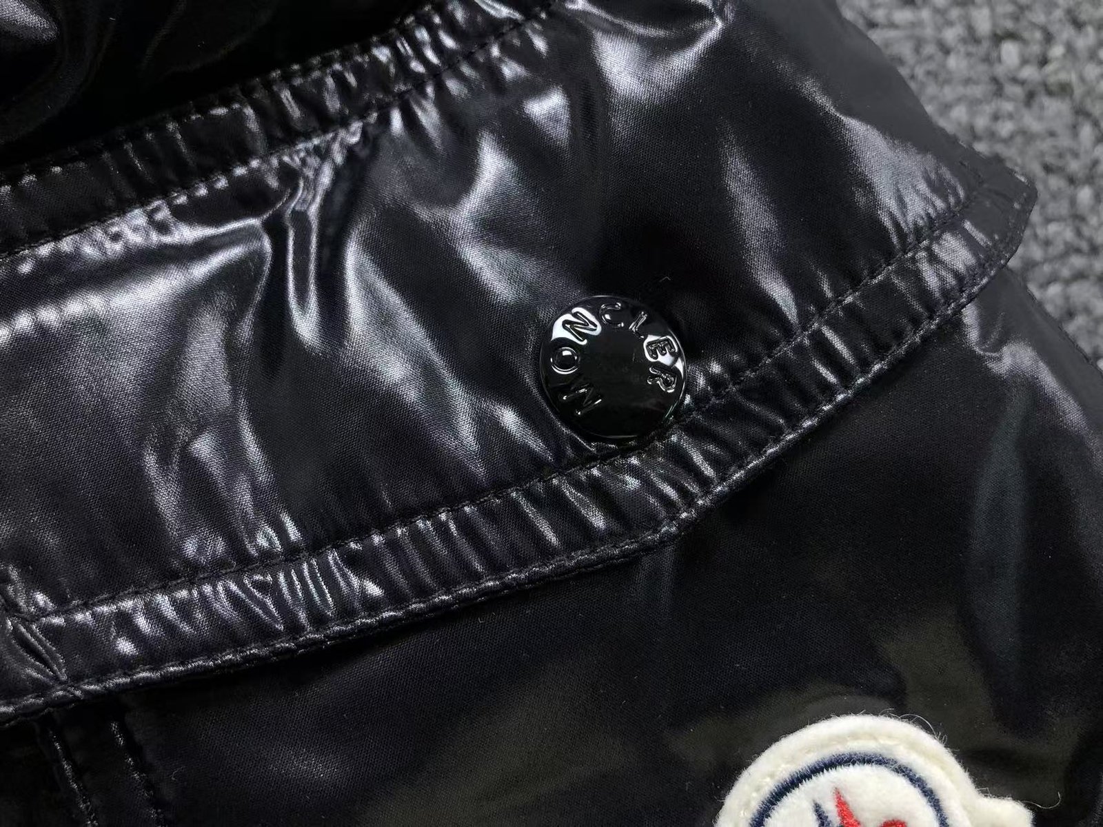 Moncler Logo Shiny Puffer Jacket Black - Image 6