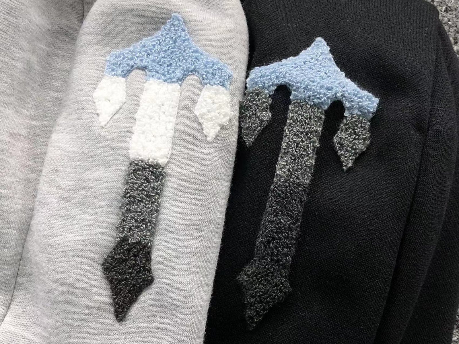 Trapstar Gradient Logo Tracksuit Grey - Image 7