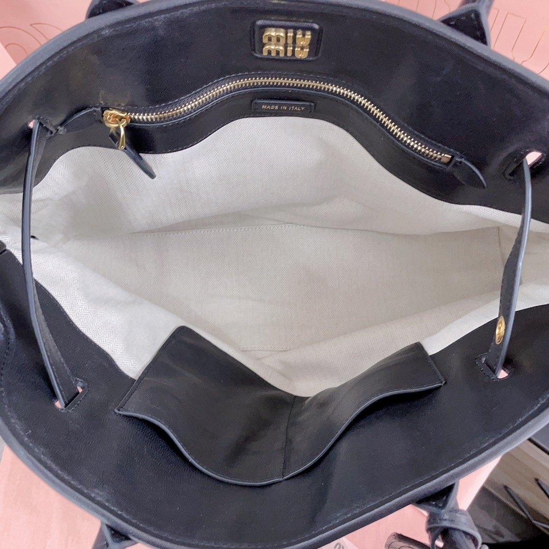 Miu Miu Archive Bag Black - Image 8