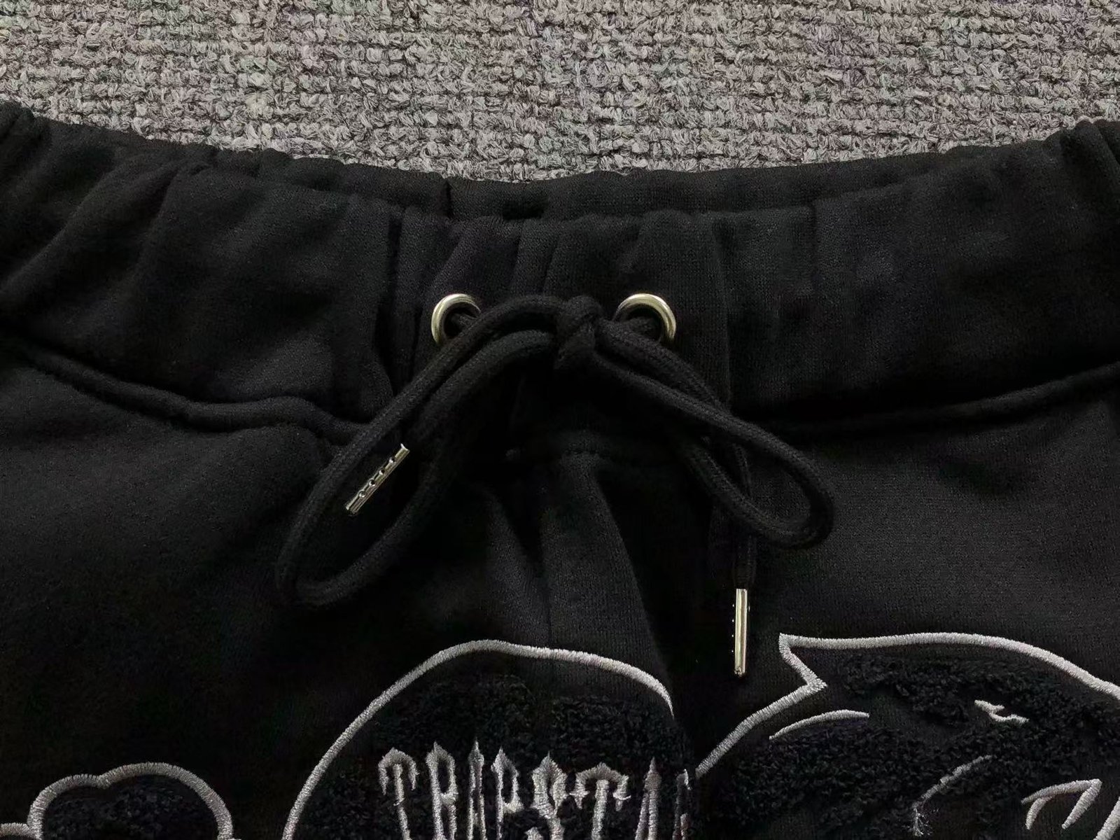 Trapstar Shooters Tracksuit Blackout - Image 9