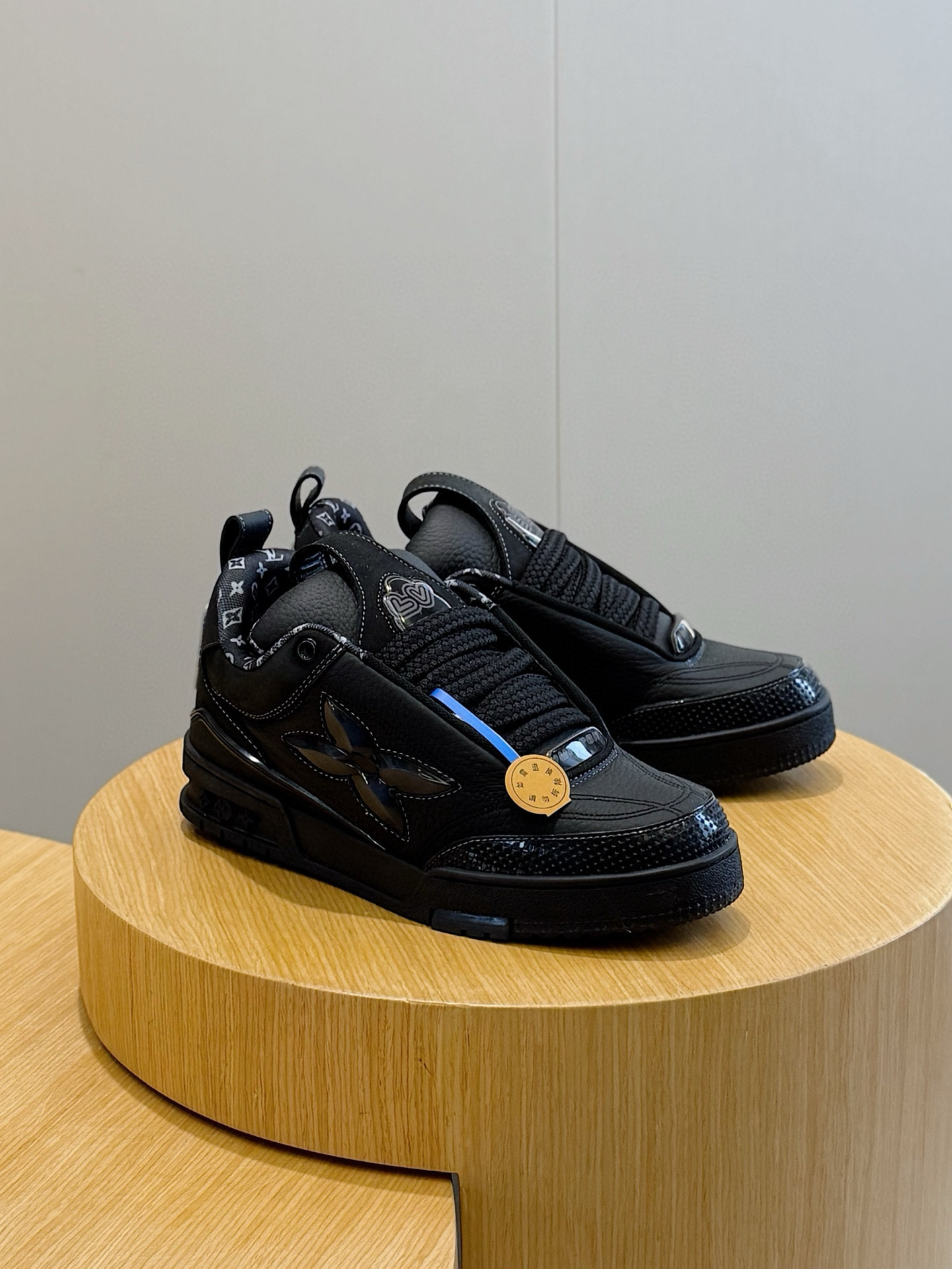 Louis Vuitton Black Skate - Image 2