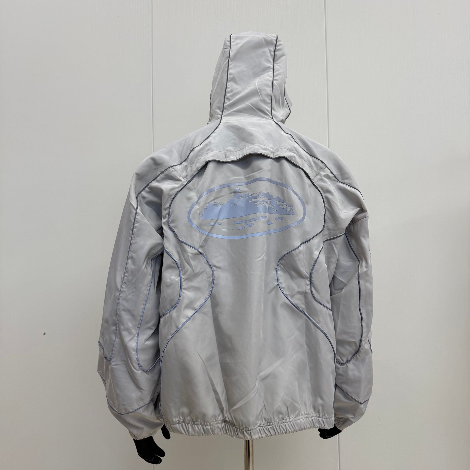 Nike x Corteiz Reflective Light Grey Tracksuit - Image 4