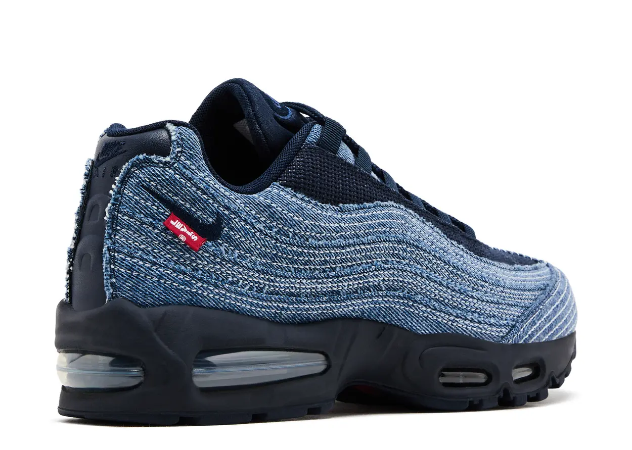Levis X Air Max 95 OG Obsidian - Image 2