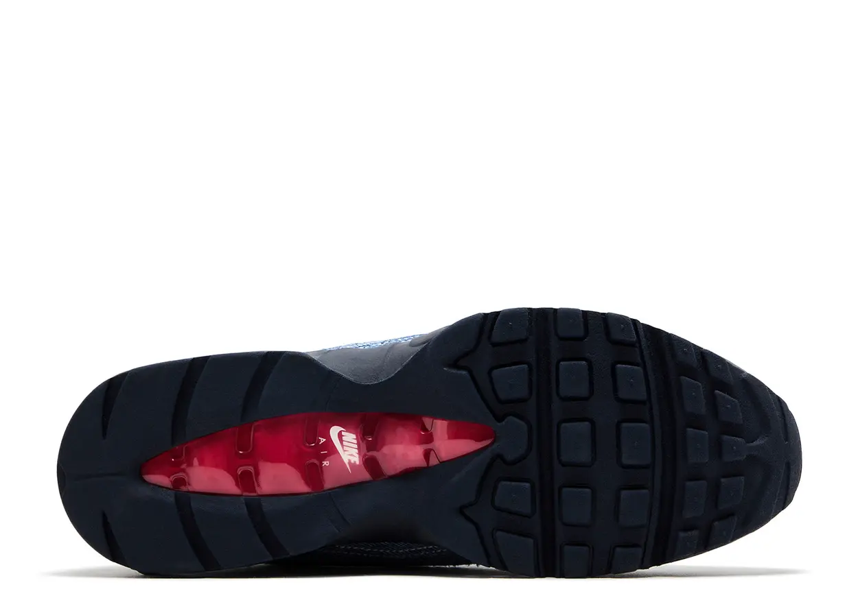 Levis X Air Max 95 OG Obsidian - Image 4