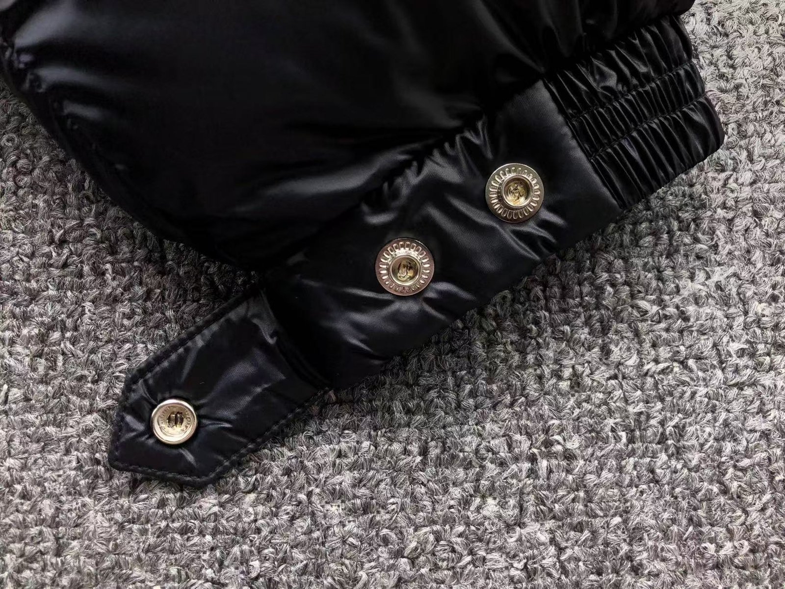 Moncler Logo Shiny Puffer Jacket Dark Navy - Image 10