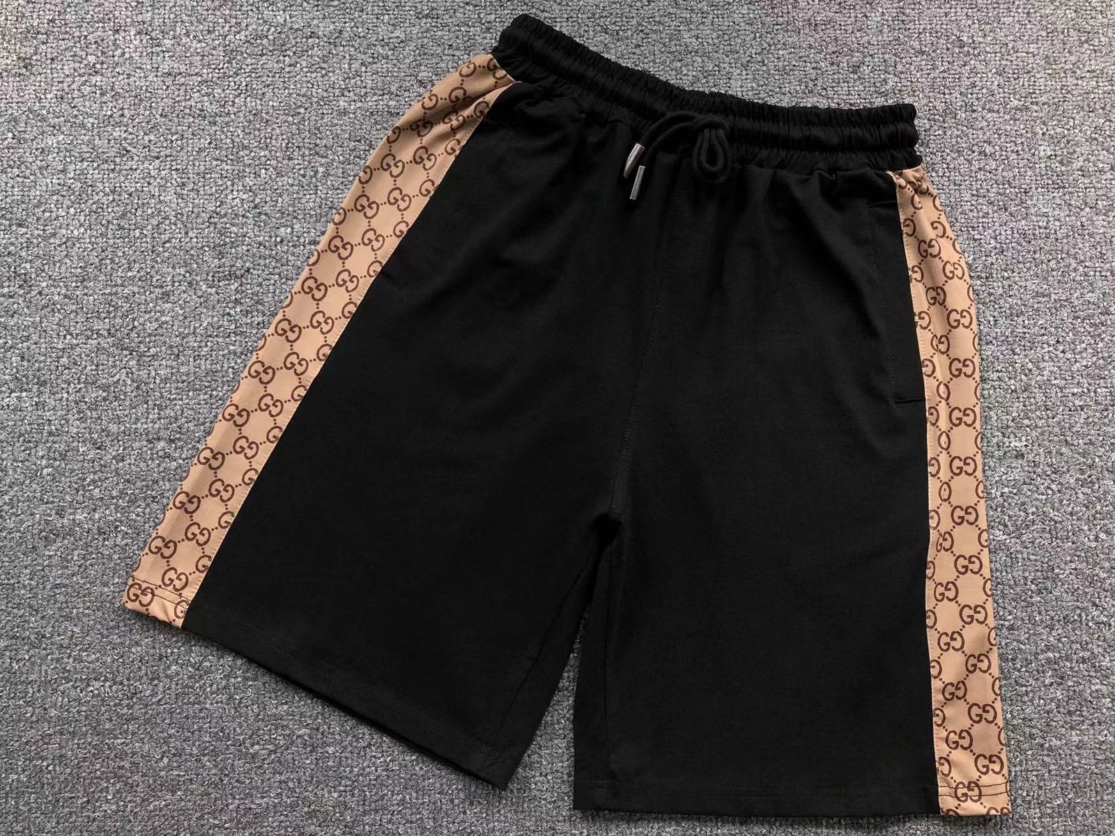Gucci Logo Shorts Black - Image 2