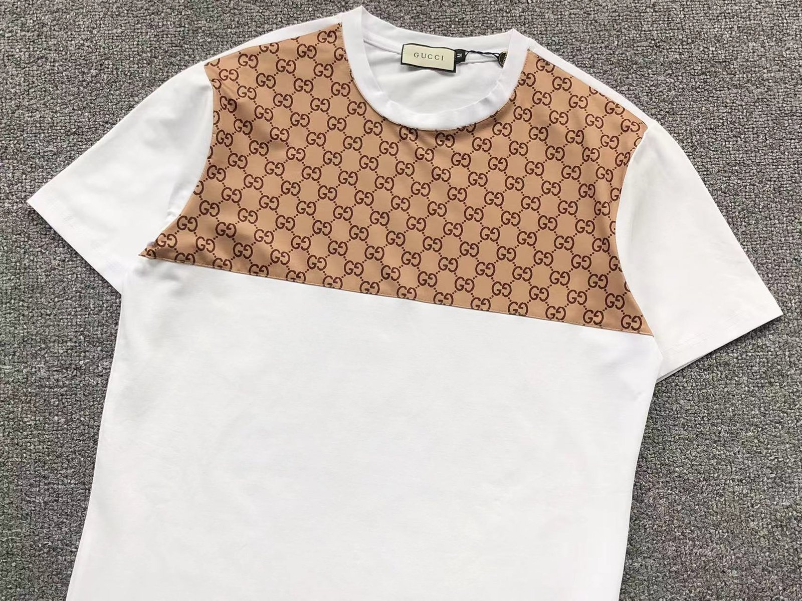 Gucci Logo Print Tshirt White - Image 2