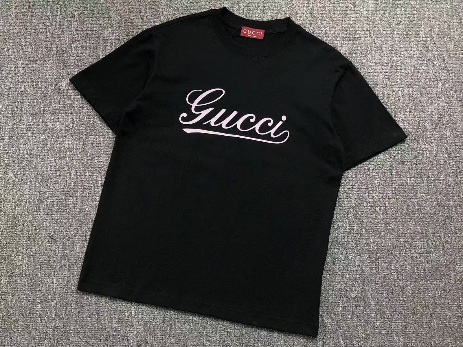 Gucci Lettering Logo Tshirt Black - Image 2