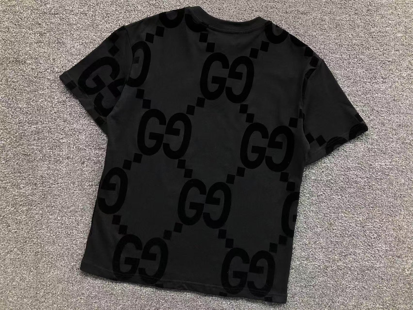 Gucci Velvet Logo Tshirt Black - Image 3