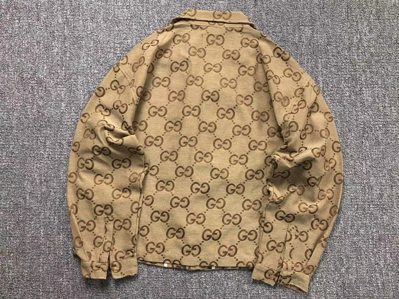 Gucci Logo Print Button Shirt - Image 3