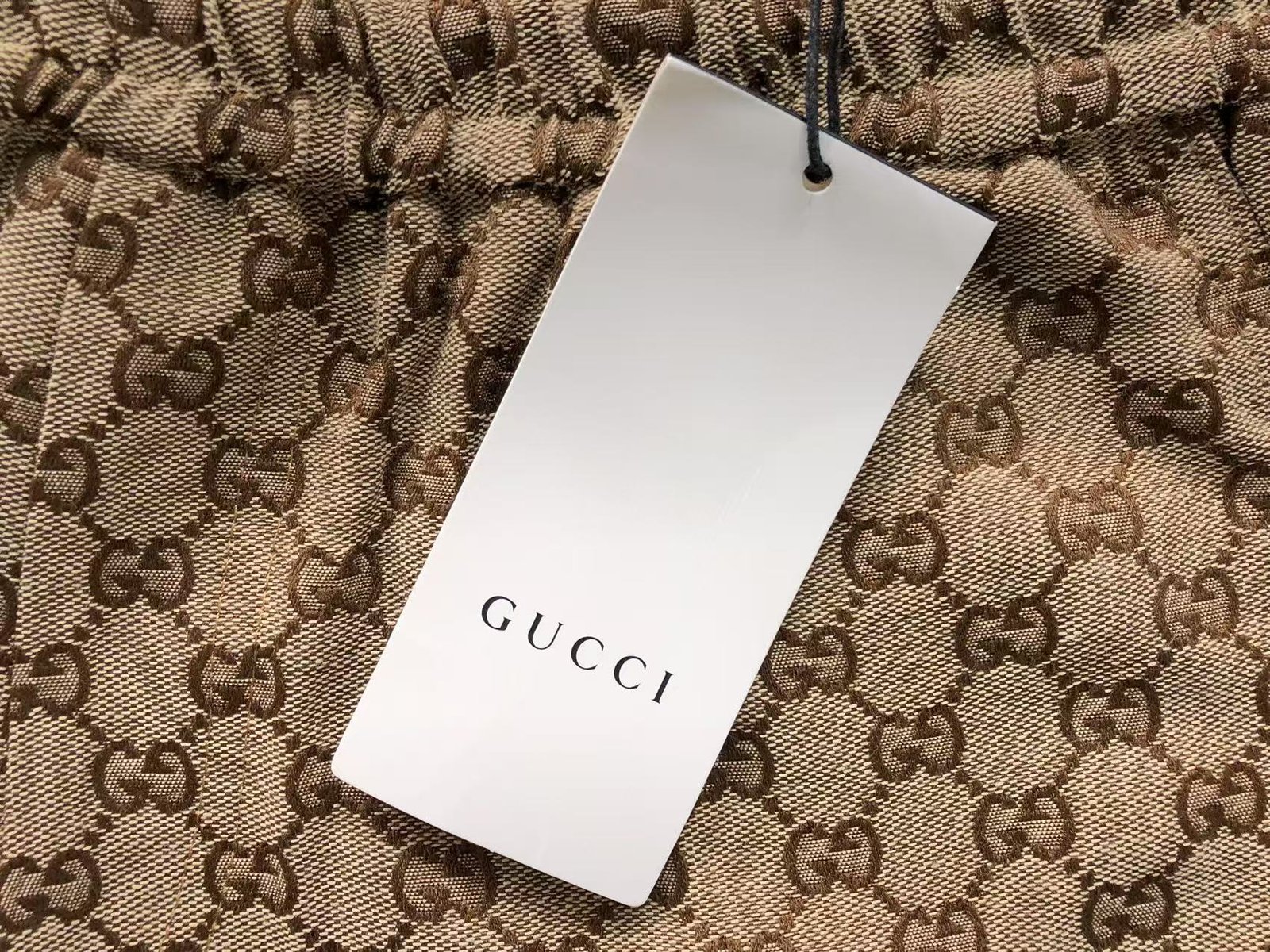 Gucci Print Logo Shorts - Image 5