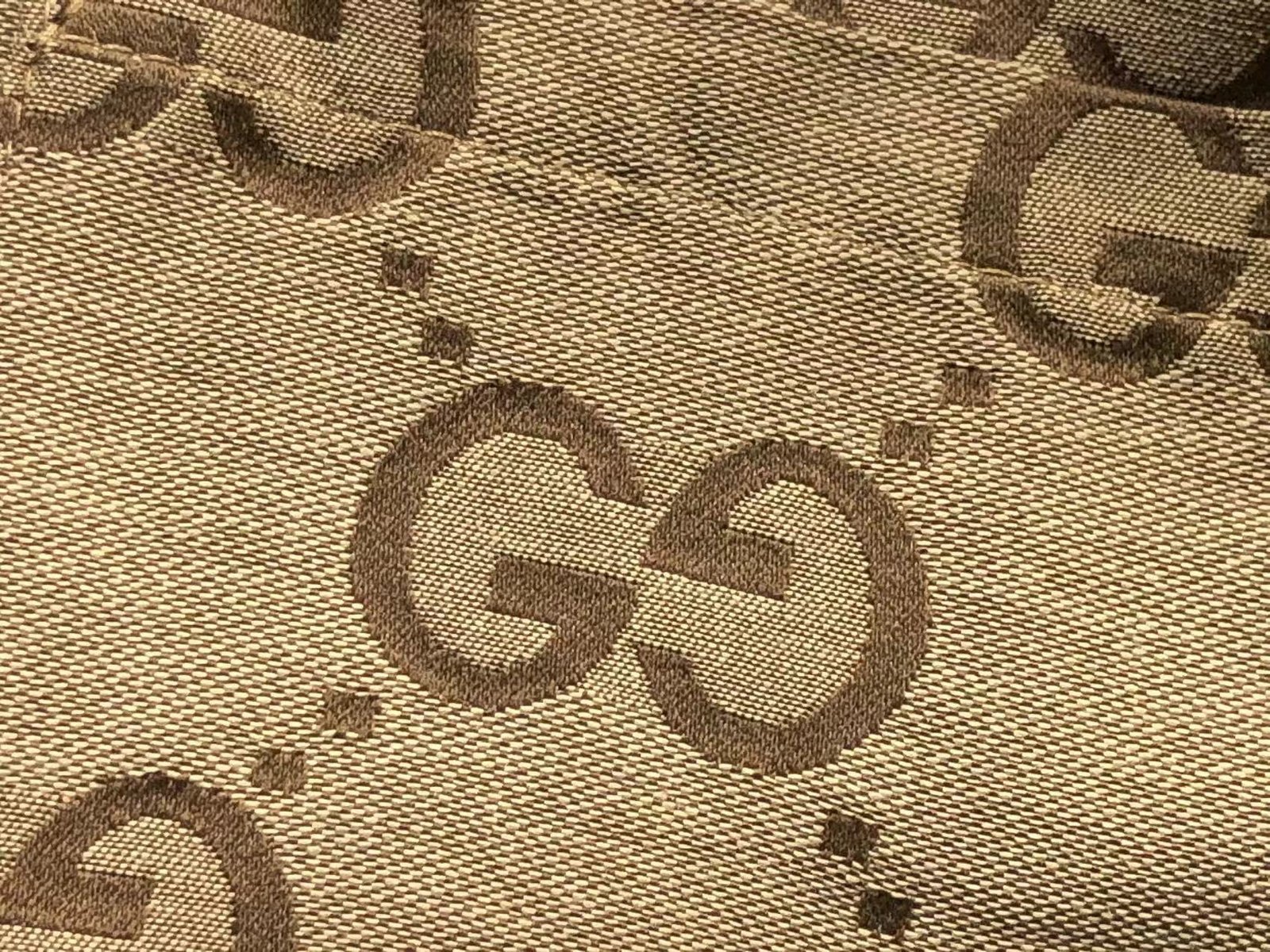 Gucci Logo Print Button Shirt - Image 5