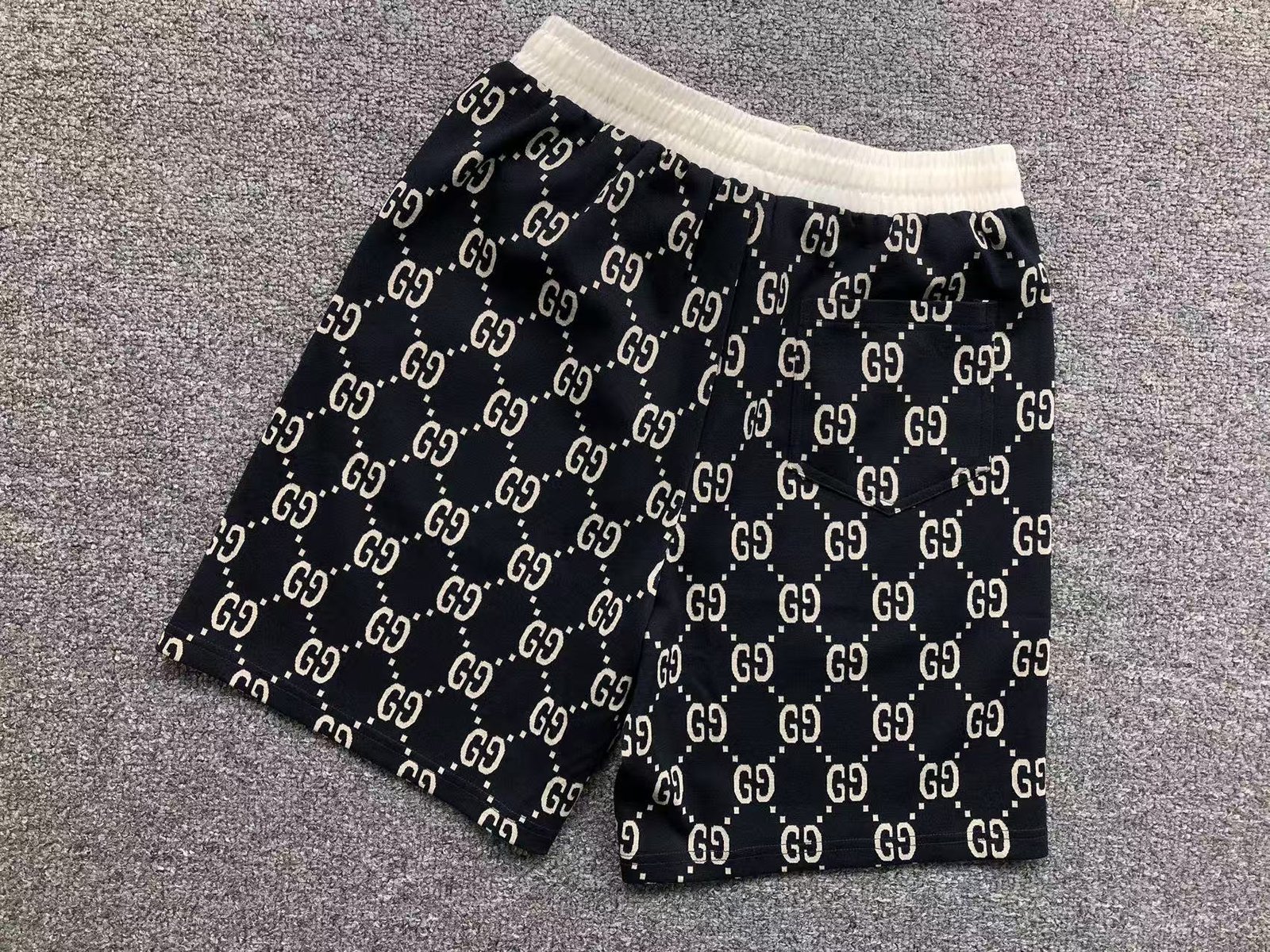 Gucci Embroidery Logo Shorts Black - Image 5