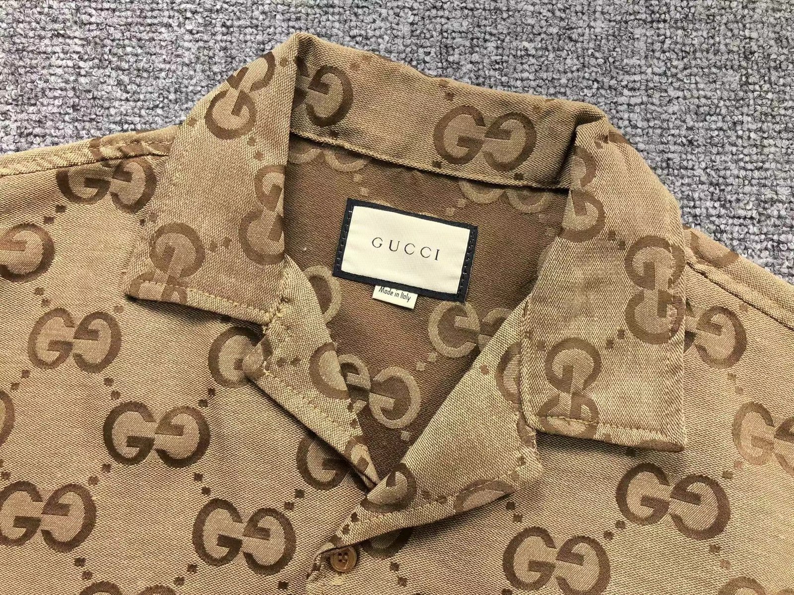 Gucci Logo Print Button Shirt - Image 6