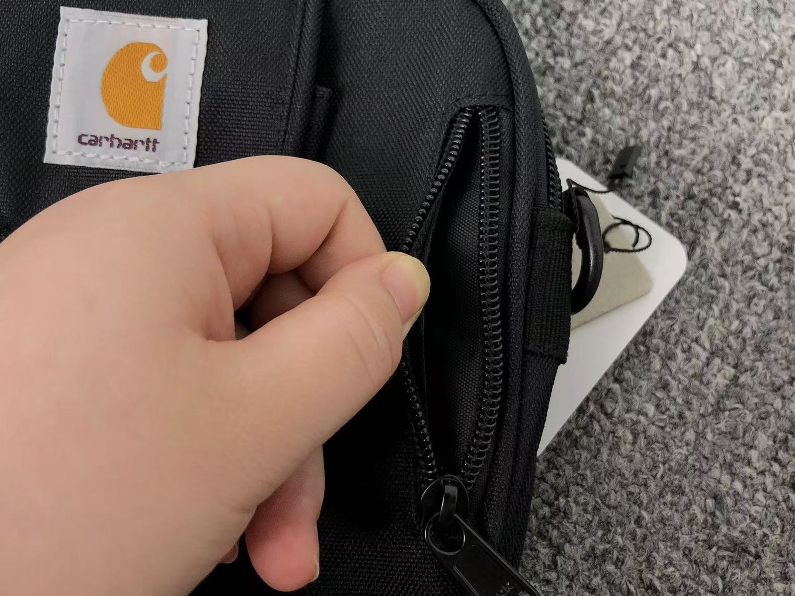 Carhartt Wip Essentials Small Bag Black - Image 6