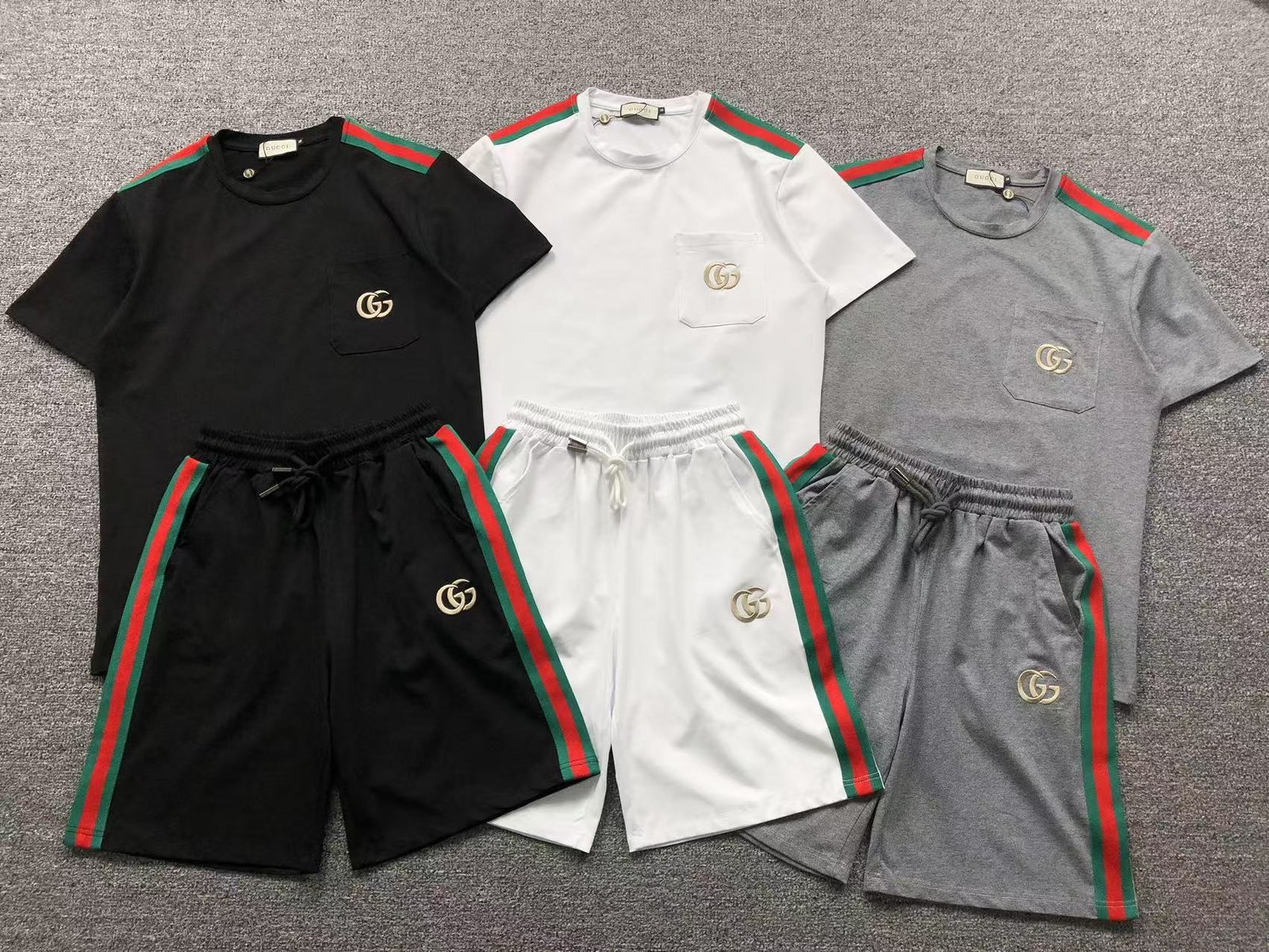 Gucci Vertical Strips Logo Tshirt Black - Image 6