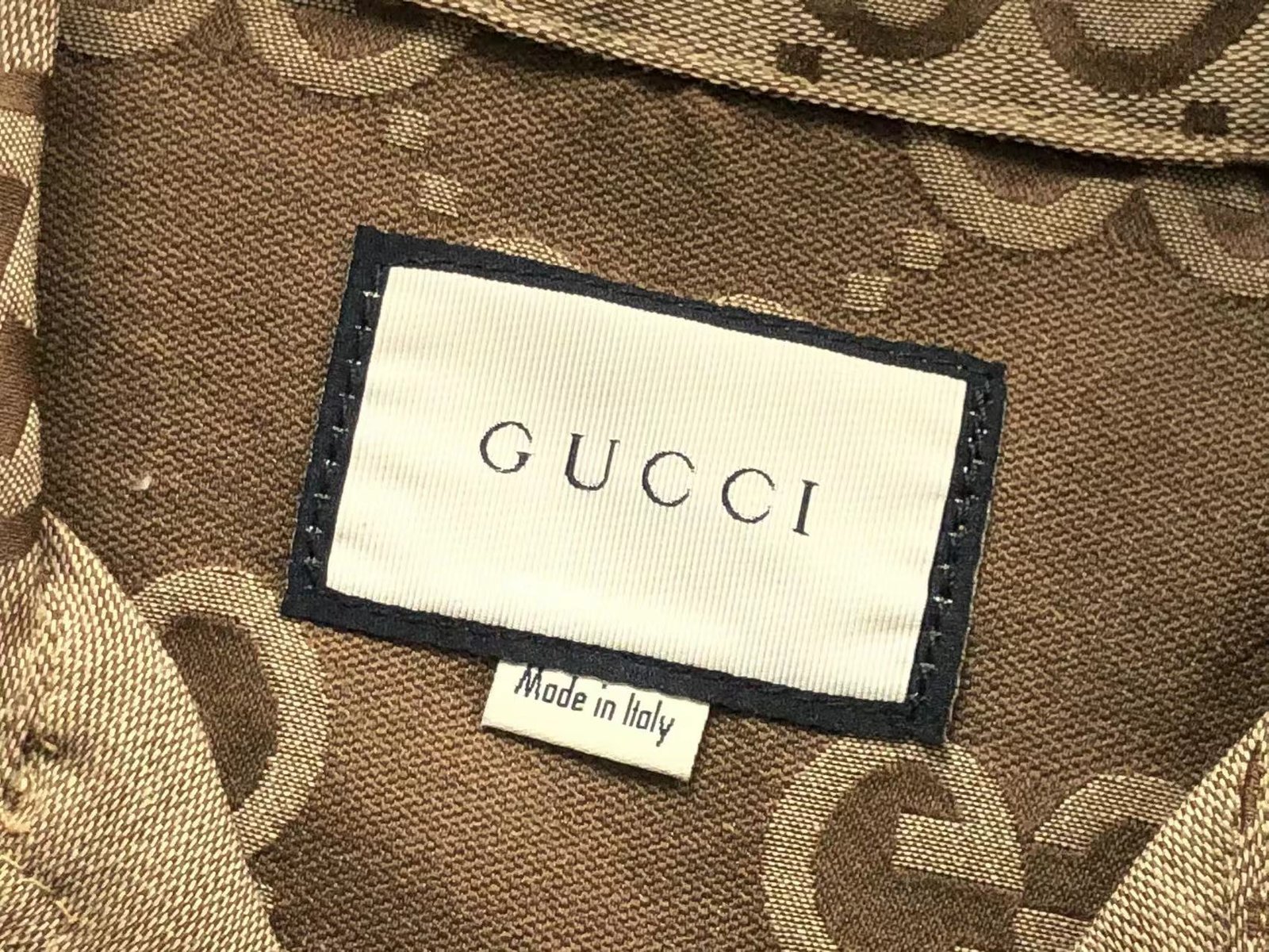 Gucci Logo Print Button Shirt - Image 7