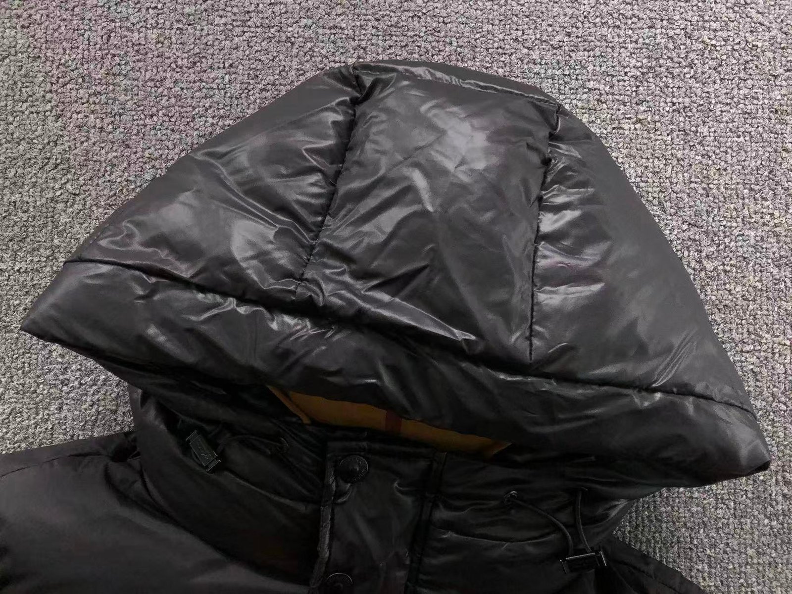 Burberry Pattern Puffer Shiny Black - Image 9