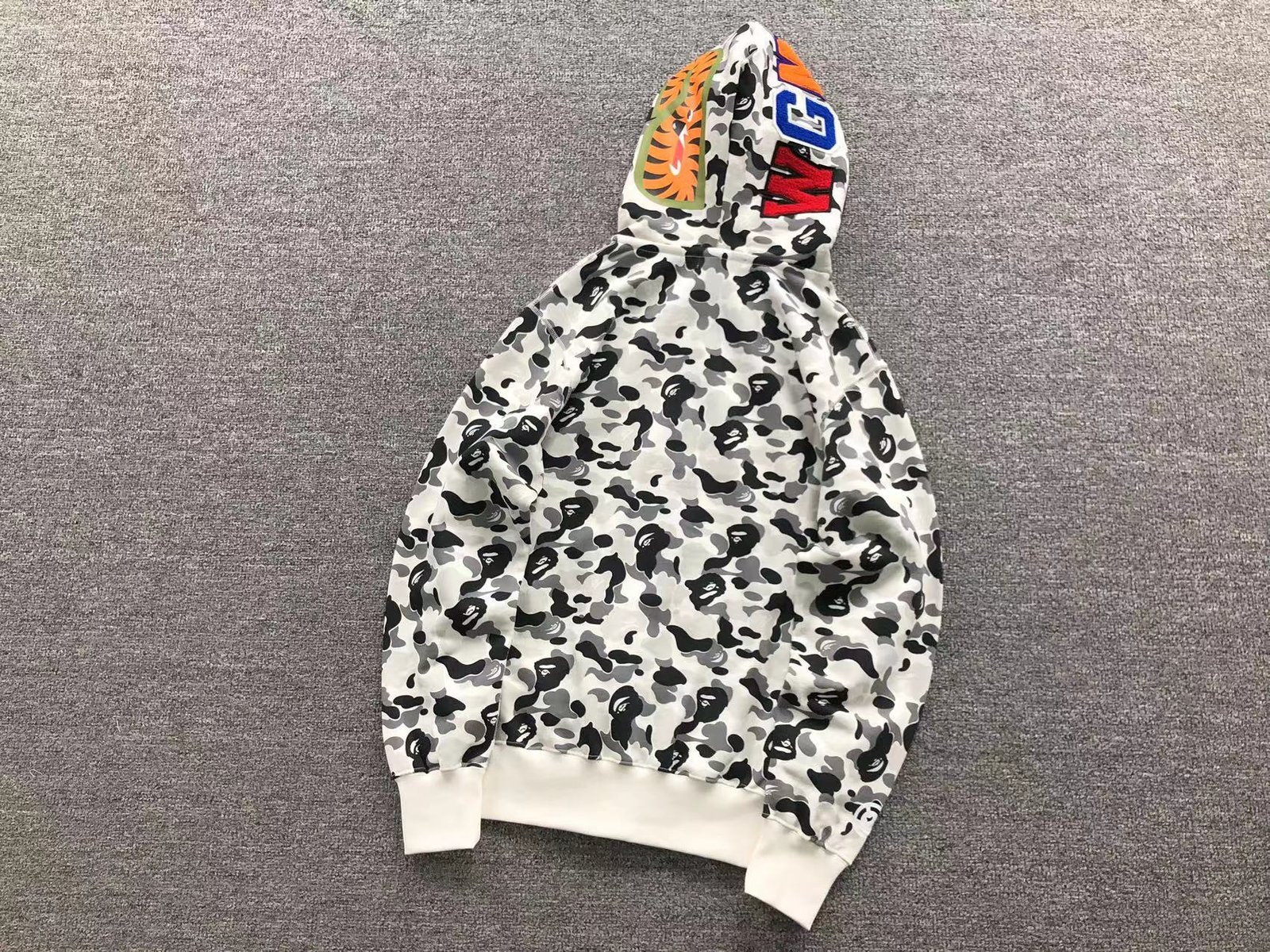 Bape Camo Hoodie White Grey - Image 9