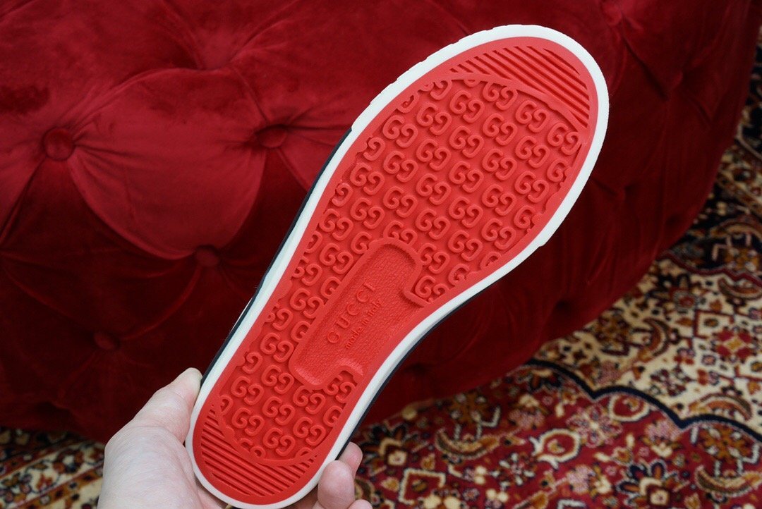 Gucci Tennis Logo Pattern Sneaker - Image 9