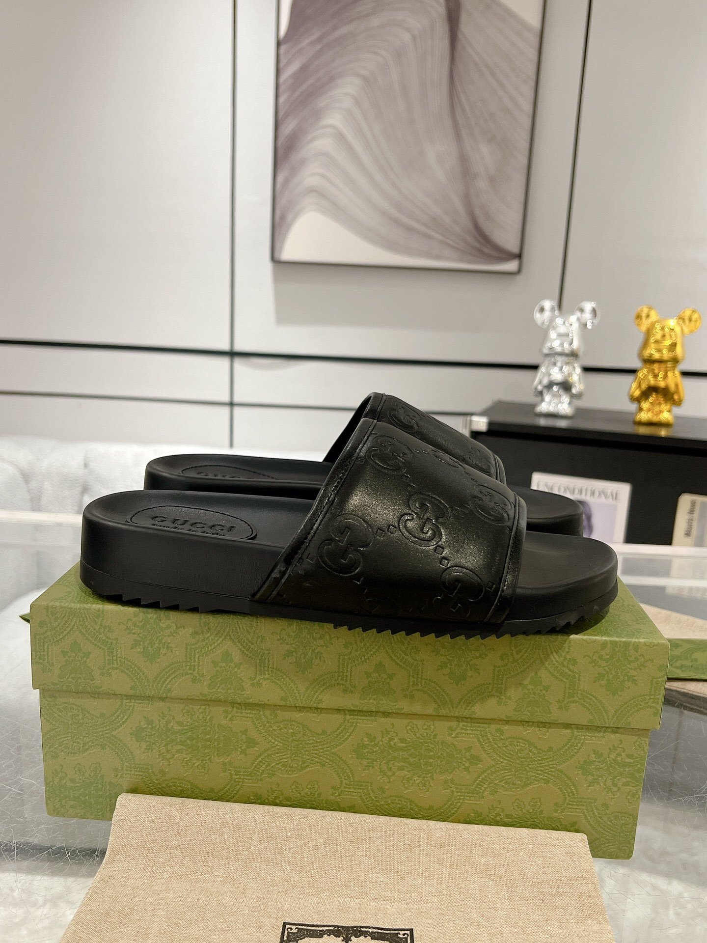 Gucci Logo Pattern Leather Slide Black - Image 9