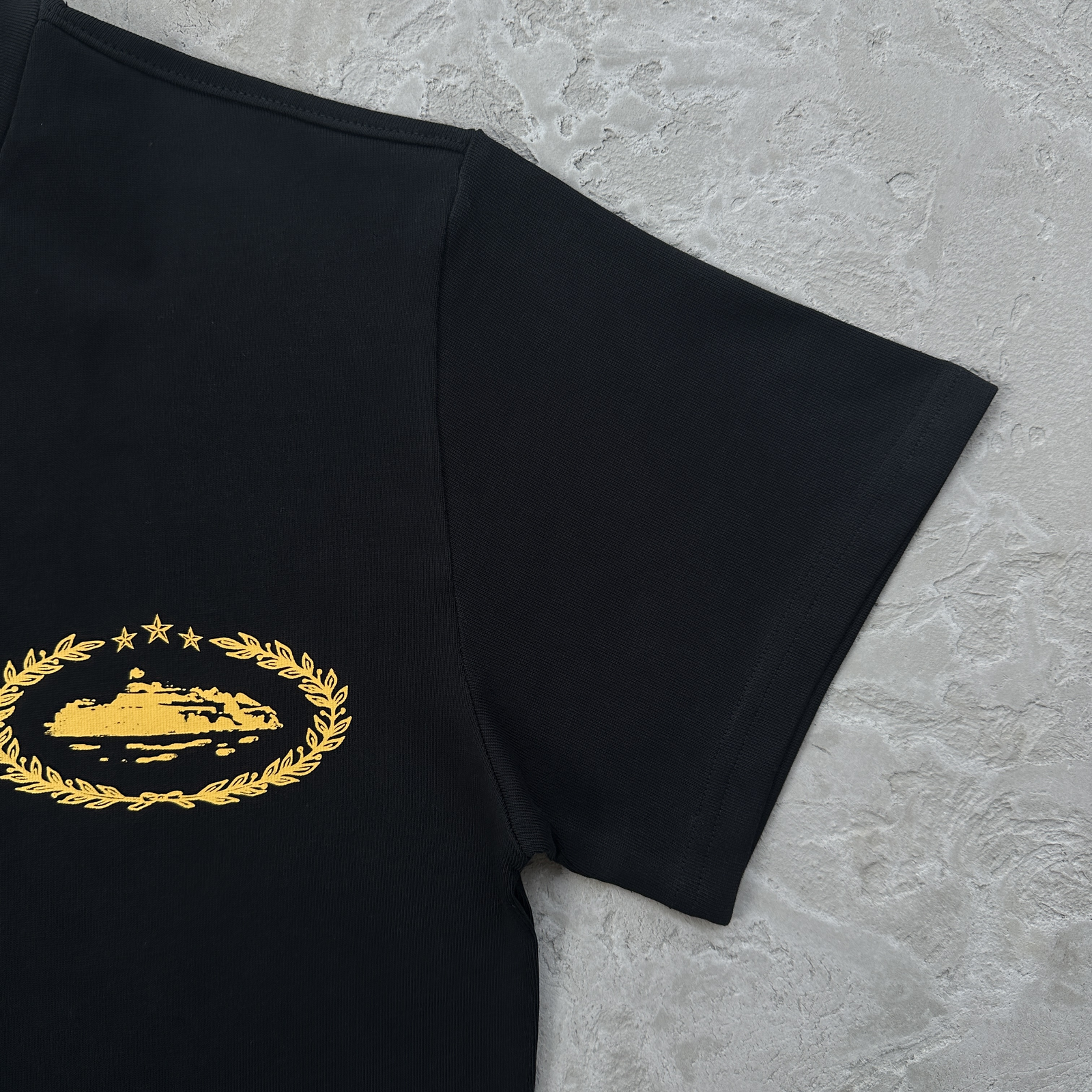 Corteiz Royale Tshirt Black Yellow - Image 5