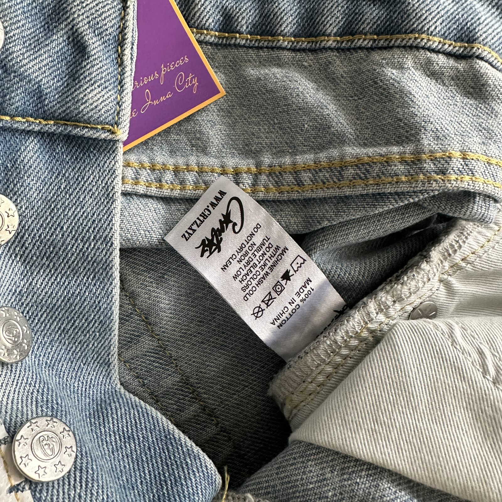 Corteiz Island Baggy Shorts - Image 8