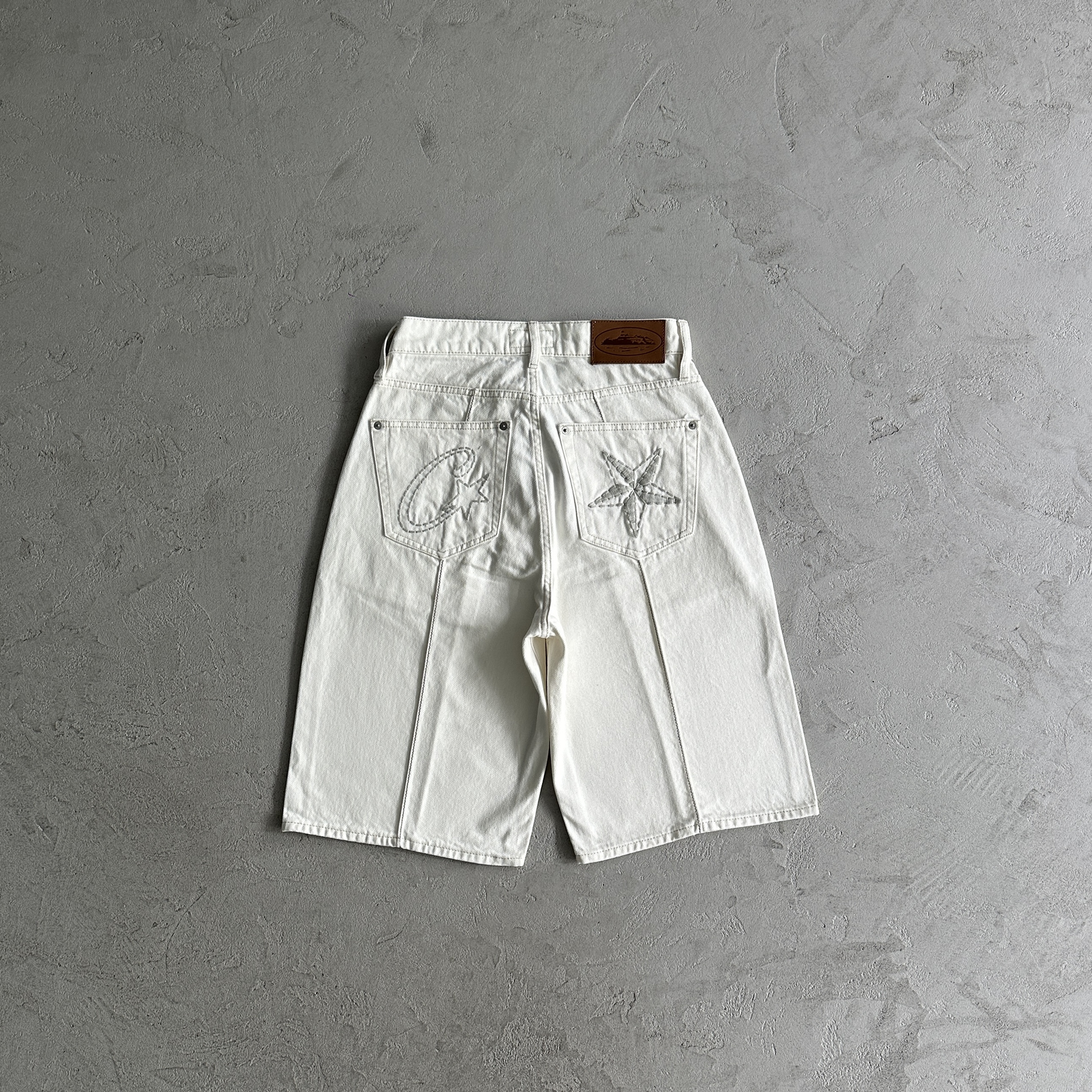 Corteiz Denim Shorts Jeans-White - Image 3