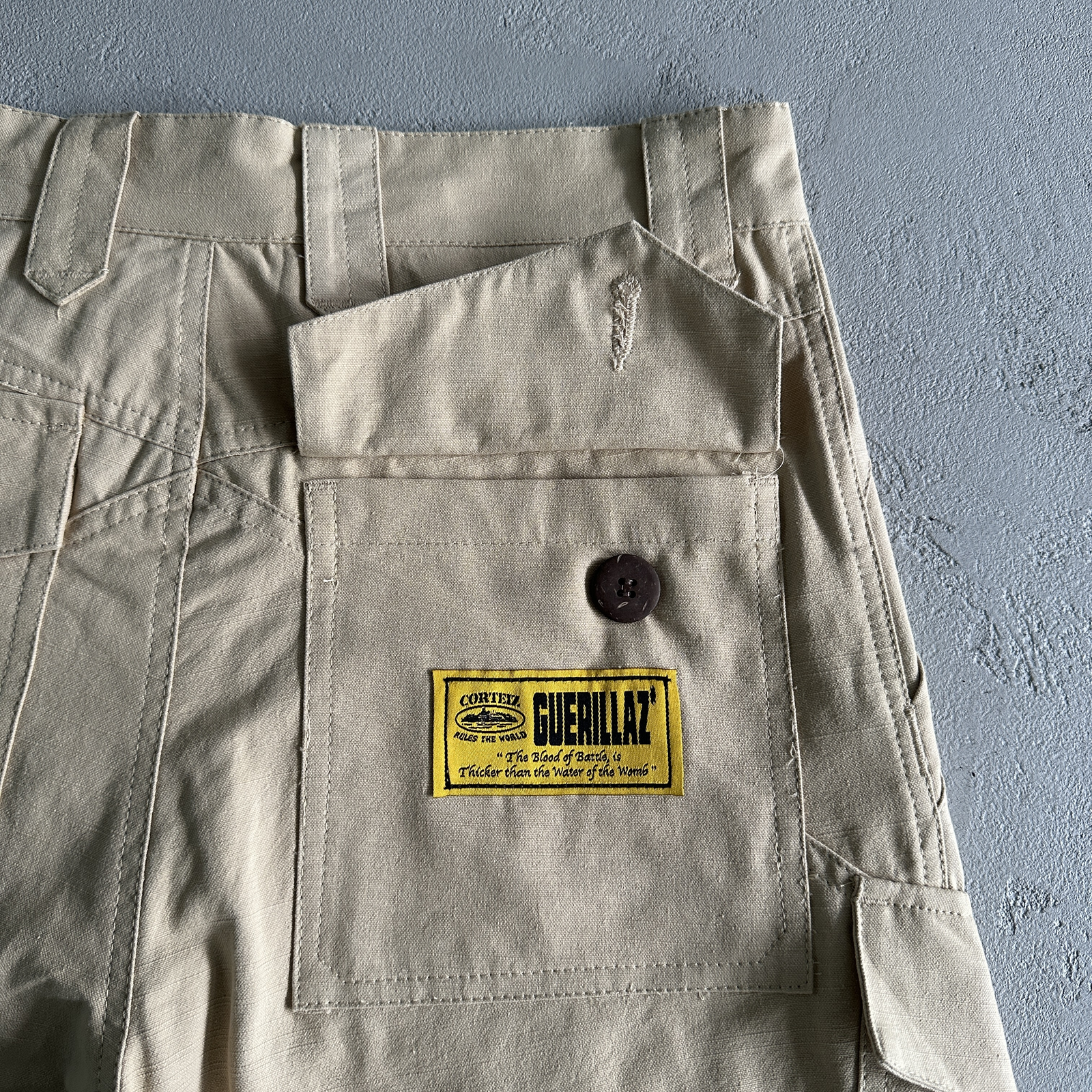 Corteiz Slant Pocket Khaki Shorts - Image 5